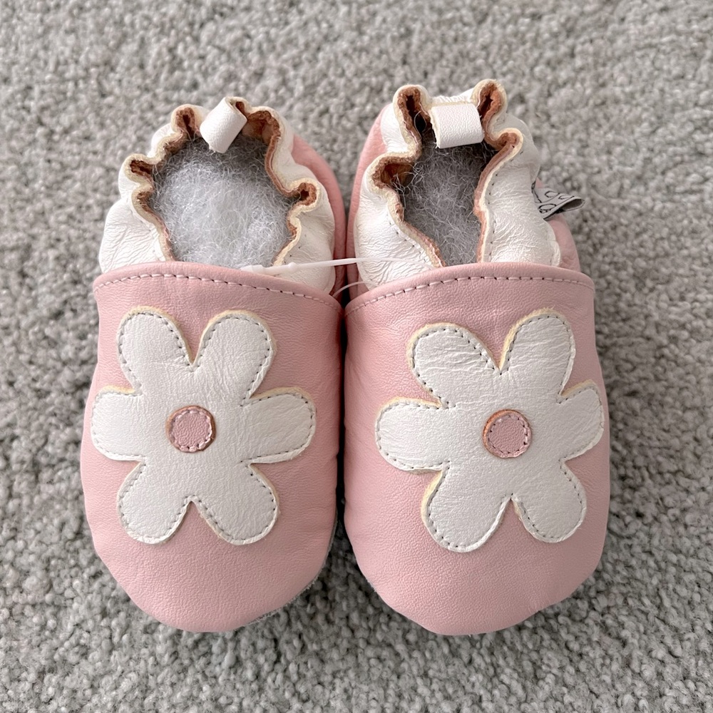 Toddler walking shoes
